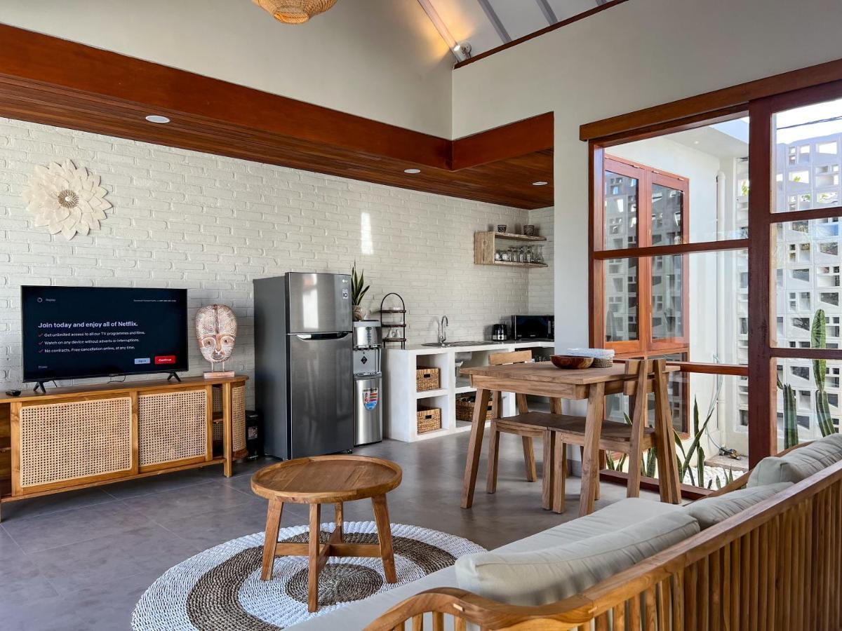 Moana Villa & Suites Bingin Улувату Экстерьер фото