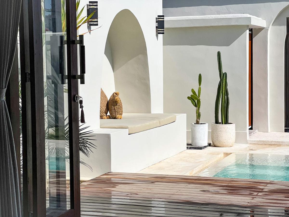 Moana Villa & Suites Bingin Улувату Экстерьер фото