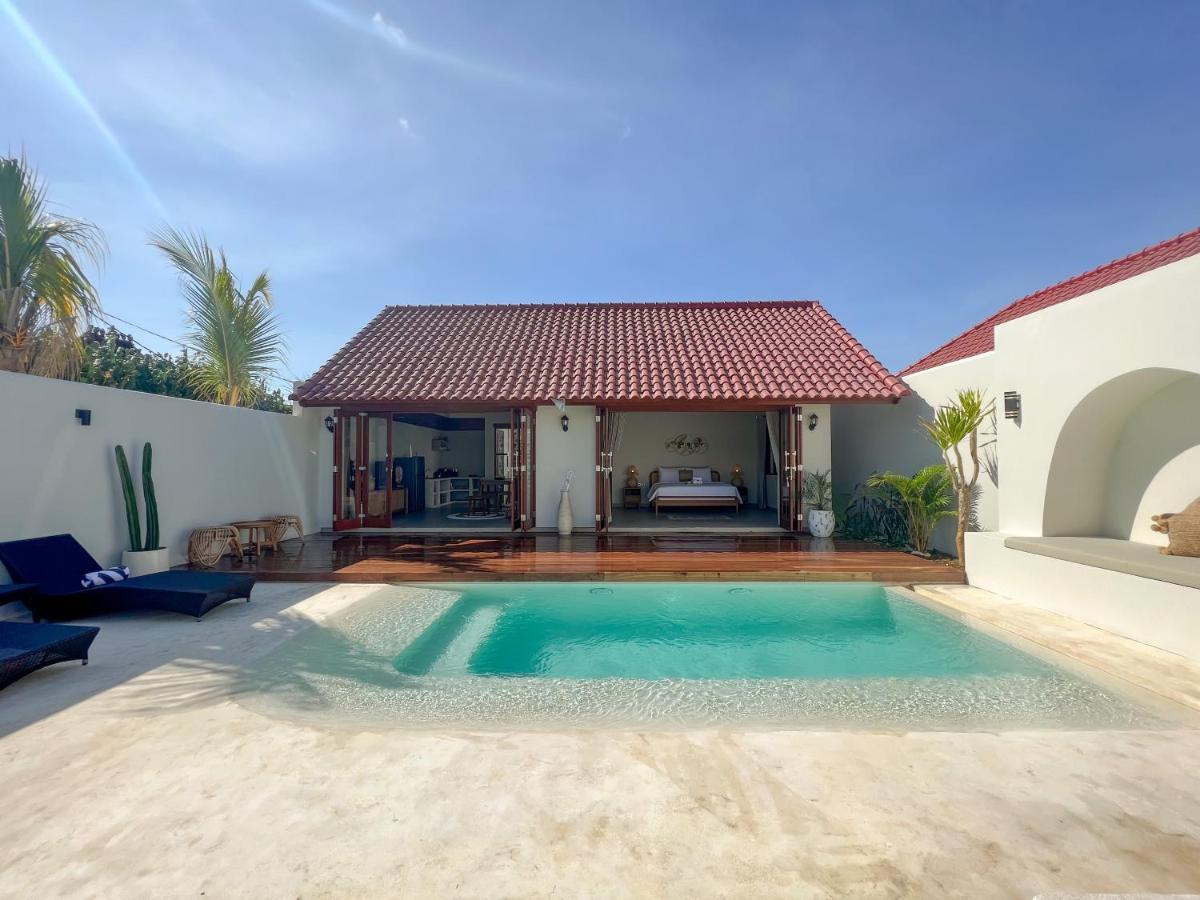 Moana Villa & Suites Bingin Улувату Экстерьер фото