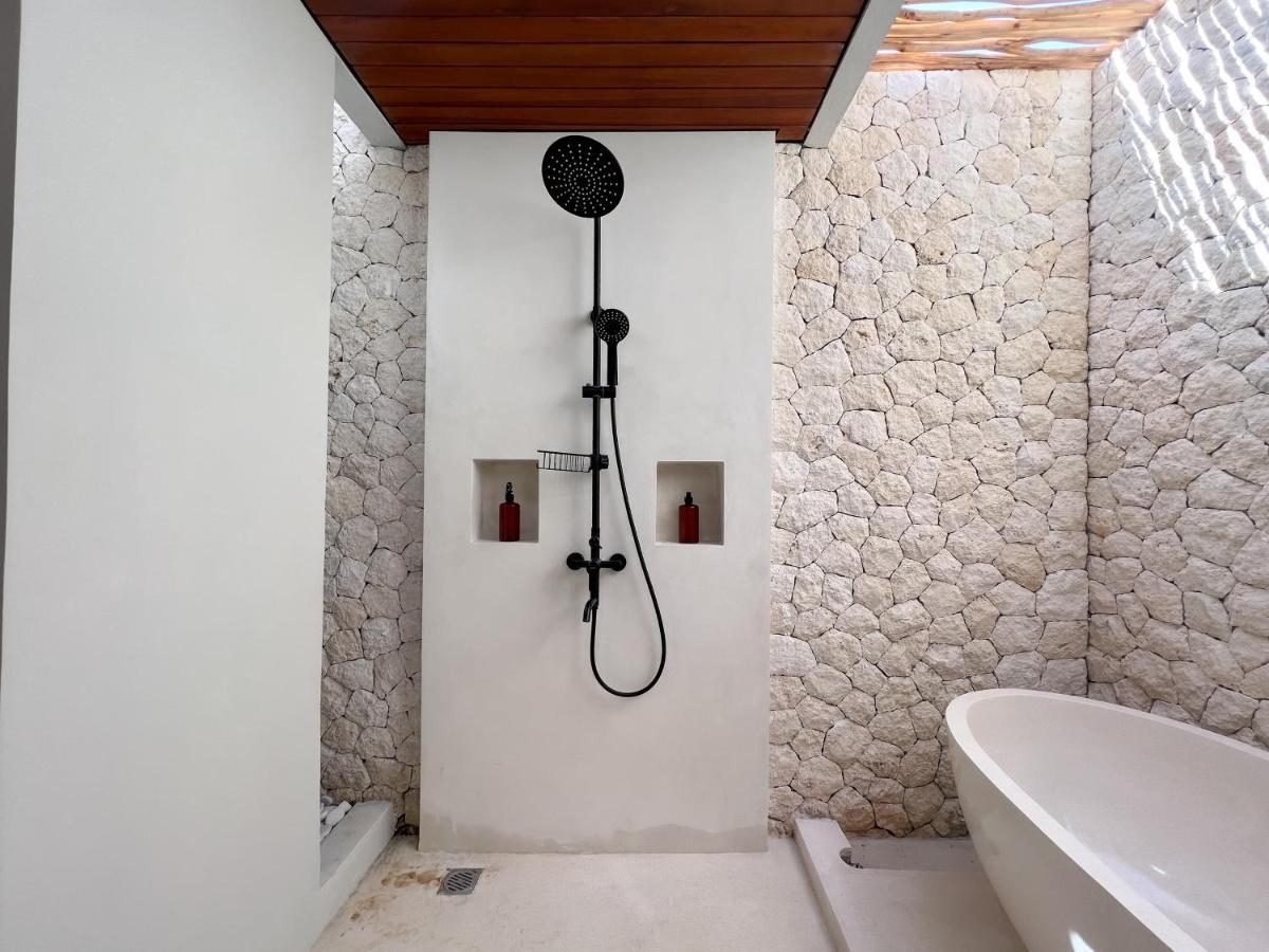 Moana Villa & Suites Bingin Улувату Экстерьер фото