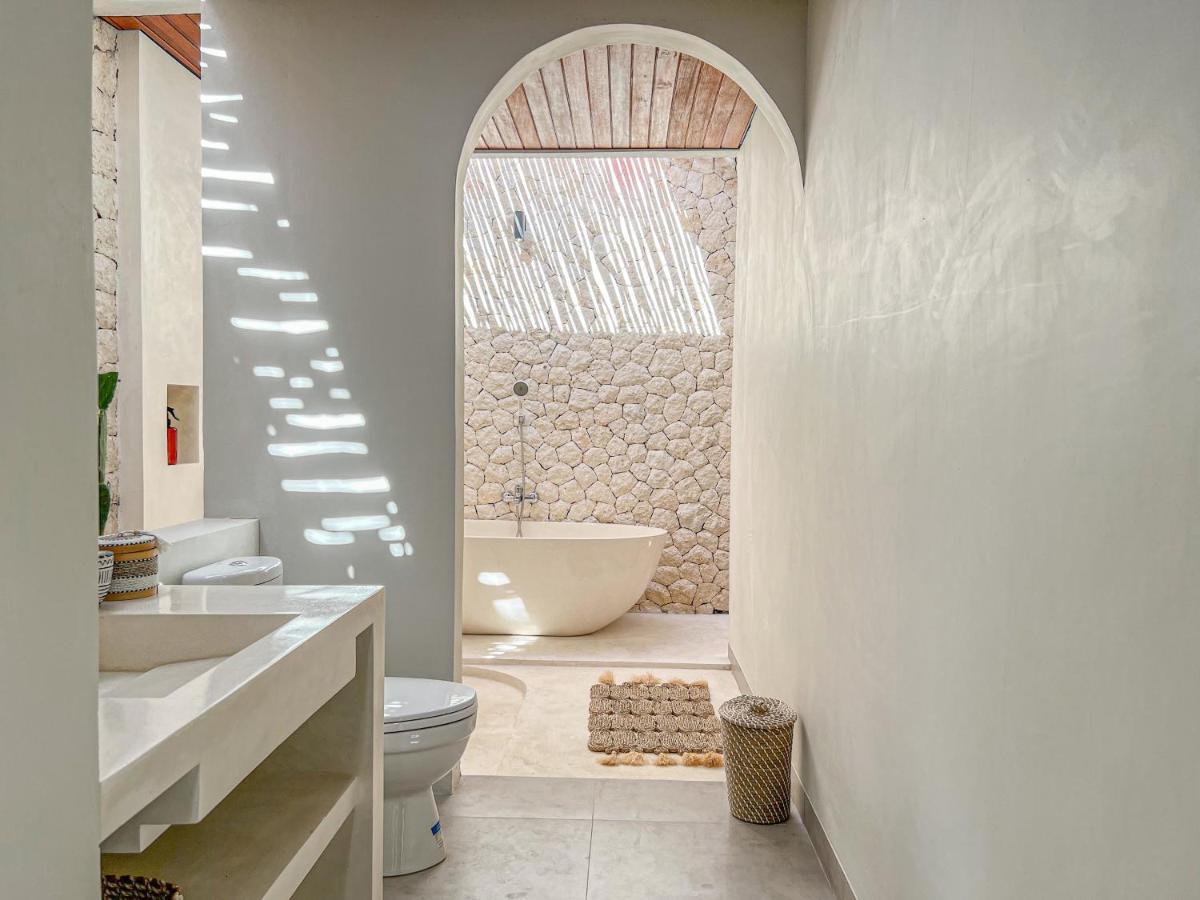 Moana Villa & Suites Bingin Улувату Экстерьер фото