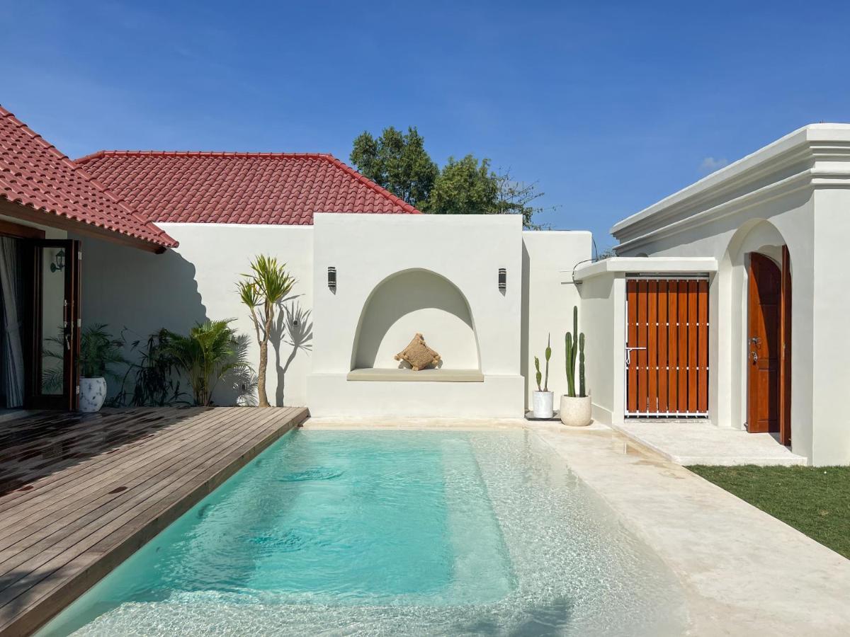 Moana Villa & Suites Bingin Улувату Экстерьер фото