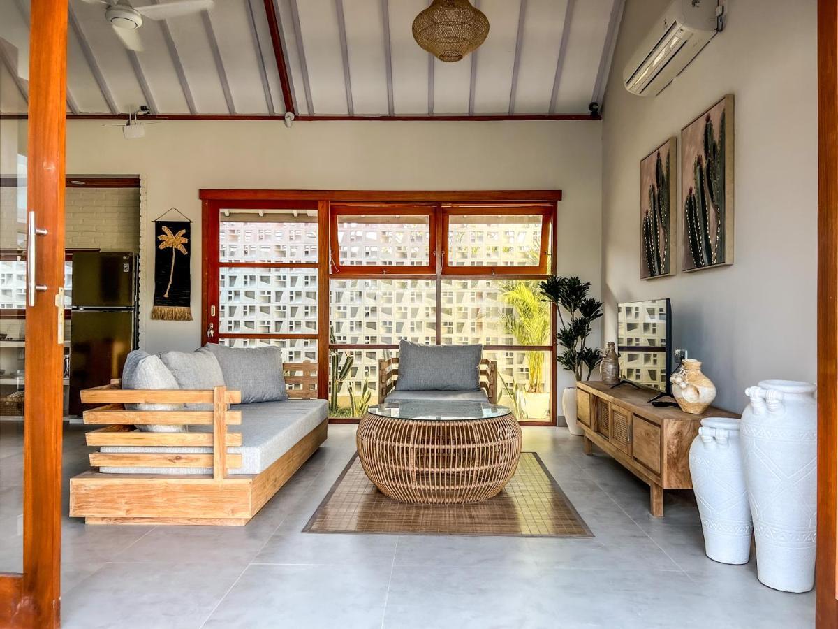 Moana Villa & Suites Bingin Улувату Экстерьер фото