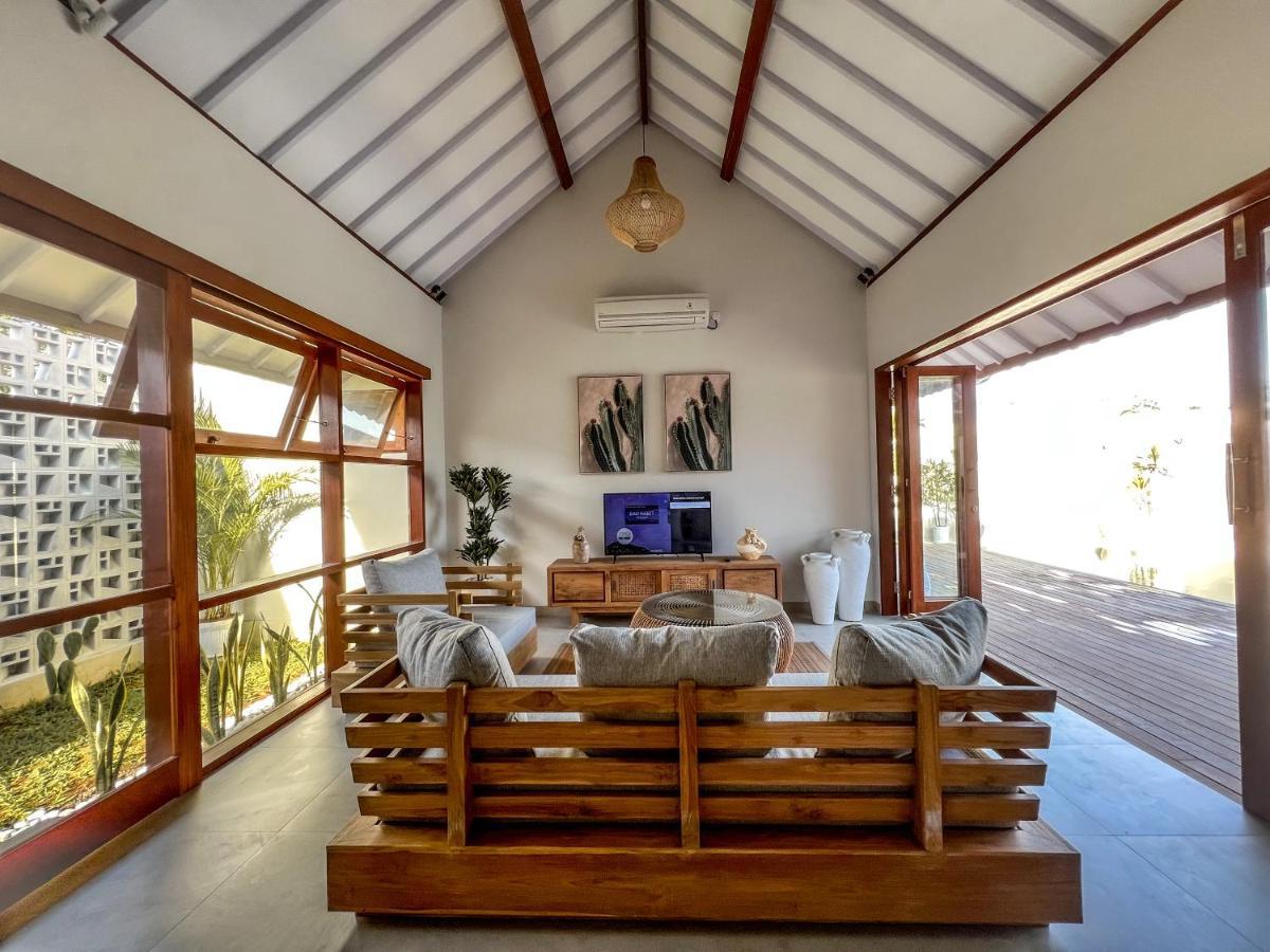 Moana Villa & Suites Bingin Улувату Экстерьер фото